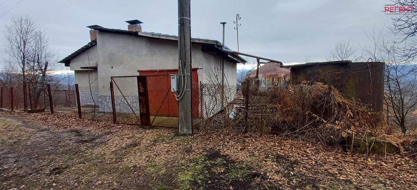  къща Община Габрово 1 km от общ. център 