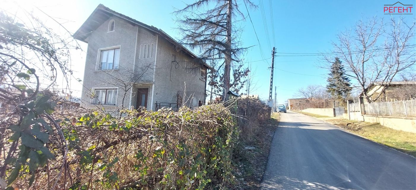  къща Община Габрово 4 km от общ. център 