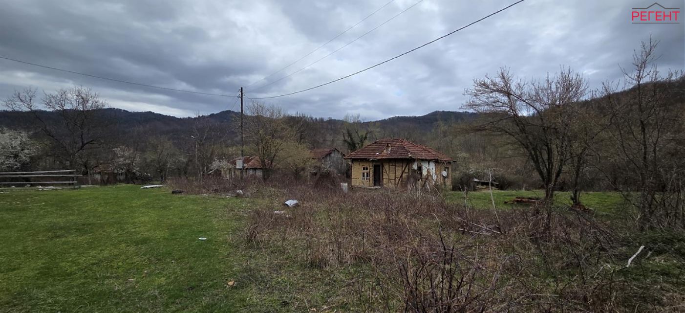  парцел Община Севлиево 46 km от общ. център 