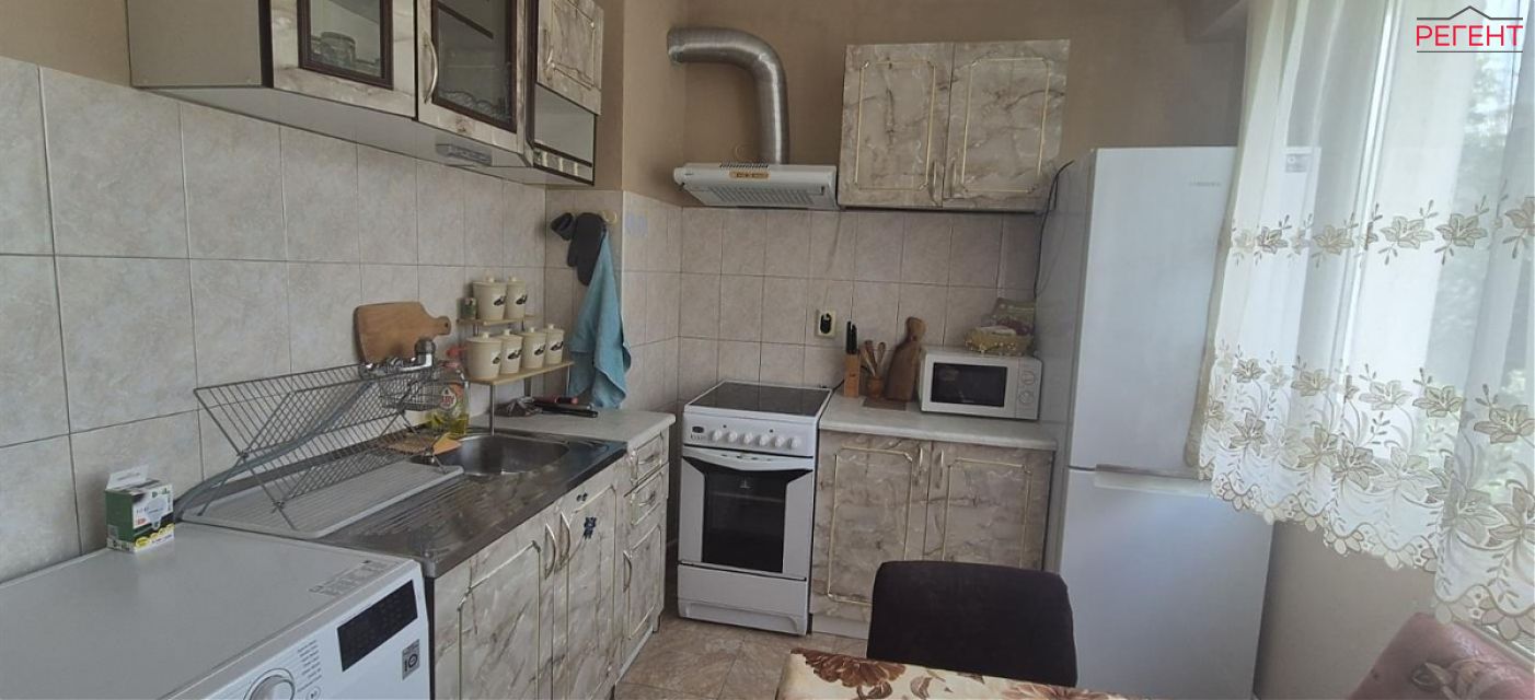 тристаен апартамент Община Габрово гр.Габрово , кв.Голо бърдо 