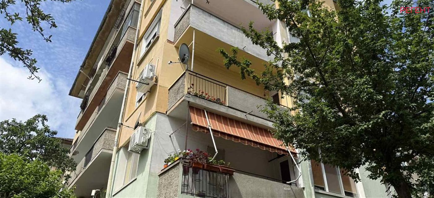 тристаен апартамент Община Габрово гр.Габрово , кв.Дядо Дянко 