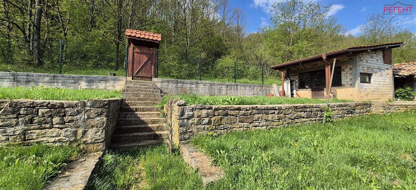  къща Община Габрово 5 km от общ. център 